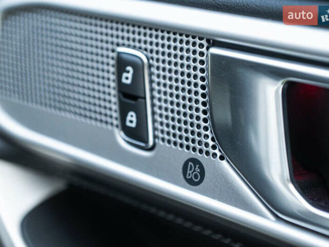 Серый Форд Эксплорер, объемом двигателя 3.3 л и пробегом 97 тыс. км за 33300 $, фото 23 на Automoto.ua