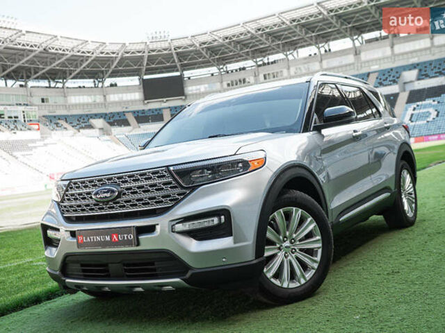 Серый Форд Эксплорер, объемом двигателя 3.3 л и пробегом 97 тыс. км за 33300 $, фото 8 на Automoto.ua