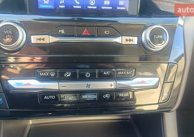 Сірий Форд Експлорер, об'ємом двигуна 3 л та пробігом 65 тис. км за 34000 $, фото 16 на Automoto.ua