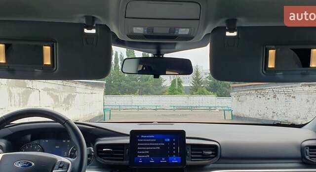 Серый Форд Эксплорер, объемом двигателя 2.26 л и пробегом 82 тыс. км за 28000 $, фото 35 на Automoto.ua