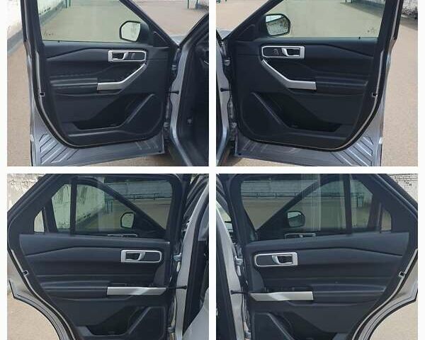 Серый Форд Эксплорер, объемом двигателя 2.26 л и пробегом 82 тыс. км за 28000 $, фото 27 на Automoto.ua