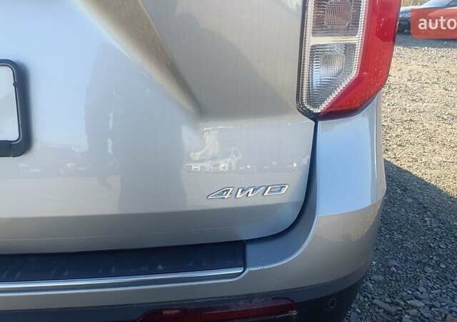 Сірий Форд Експлорер, об'ємом двигуна 3 л та пробігом 65 тис. км за 34000 $, фото 4 на Automoto.ua