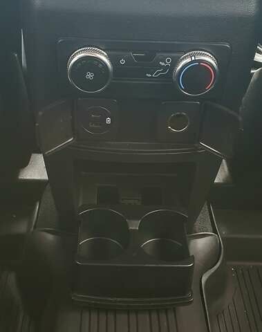 Серый Форд Эксплорер, объемом двигателя 2.26 л и пробегом 82 тыс. км за 28000 $, фото 48 на Automoto.ua