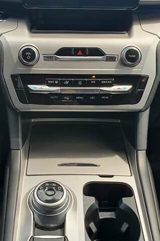 Серый Форд Эксплорер, объемом двигателя 2.26 л и пробегом 82 тыс. км за 28000 $, фото 33 на Automoto.ua