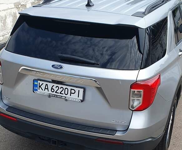 Серый Форд Эксплорер, объемом двигателя 2.26 л и пробегом 82 тыс. км за 28000 $, фото 19 на Automoto.ua