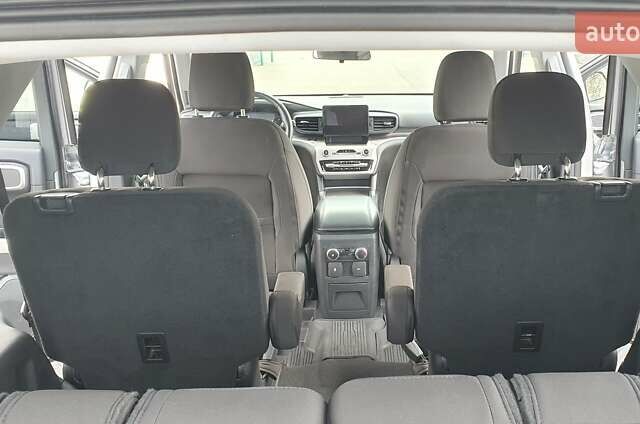 Серый Форд Эксплорер, объемом двигателя 2.26 л и пробегом 82 тыс. км за 28000 $, фото 38 на Automoto.ua