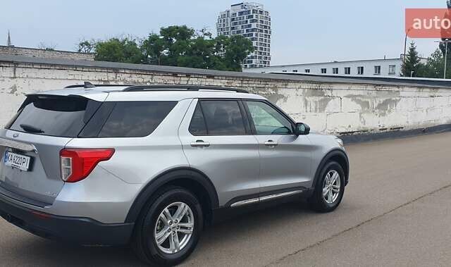 Серый Форд Эксплорер, объемом двигателя 2.26 л и пробегом 82 тыс. км за 28000 $, фото 5 на Automoto.ua