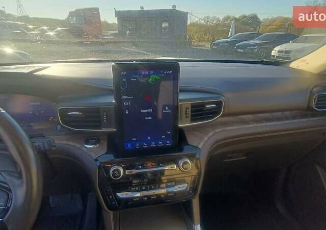 Сірий Форд Експлорер, об'ємом двигуна 3 л та пробігом 65 тис. км за 34000 $, фото 17 на Automoto.ua