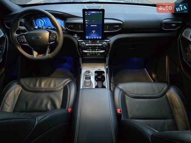 Серый Форд Эксплорер, объемом двигателя 3 л и пробегом 43 тыс. км за 39500 $, фото 18 на Automoto.ua