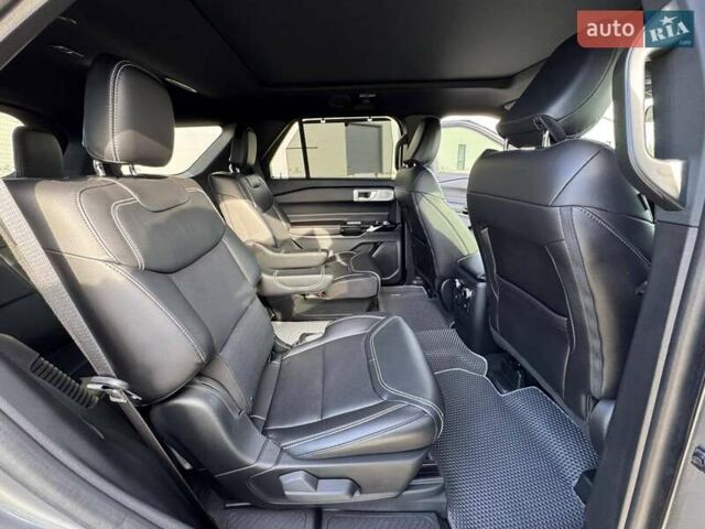 Форд Эксплорер 2024 в Черкассах на Automoto.ua Серый Форд Эксплорер, объемом двигателя 2.96 л и пробегом 41 тыс. км за 42000 $, фото 16 на Automoto.ua