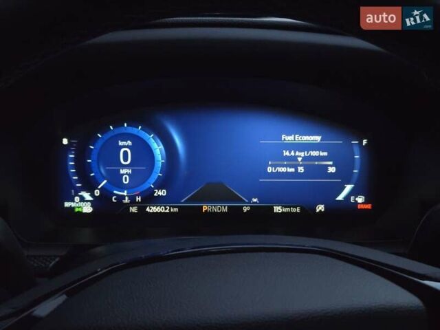 Серый Форд Эксплорер, объемом двигателя 3 л и пробегом 43 тыс. км за 39500 $, фото 21 на Automoto.ua