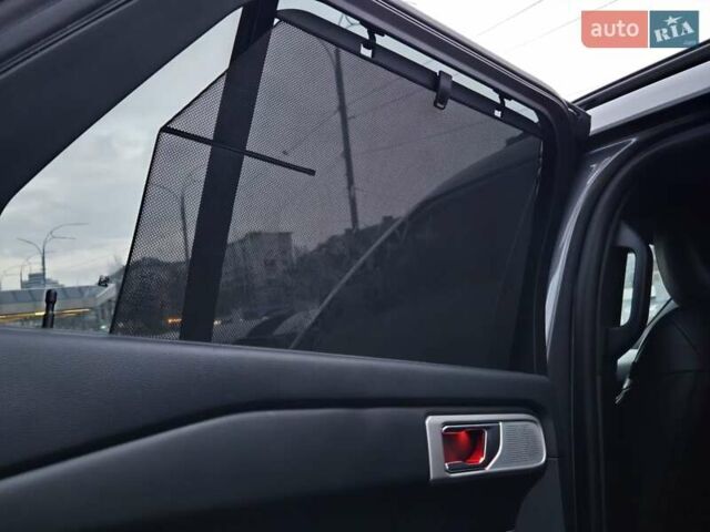 Серый Форд Эксплорер, объемом двигателя 3 л и пробегом 43 тыс. км за 39500 $, фото 29 на Automoto.ua