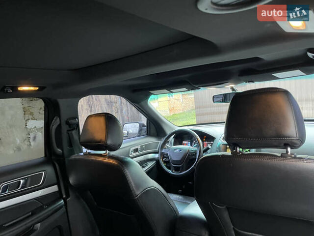 Синій Форд Експлорер, об'ємом двигуна 3.5 л та пробігом 205 тис. км за 16900 $, фото 64 на Automoto.ua