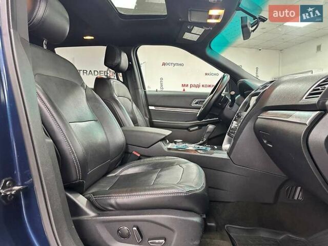 Синій Форд Експлорер, об'ємом двигуна 3.5 л та пробігом 232 тис. км за 15490 $, фото 35 на Automoto.ua