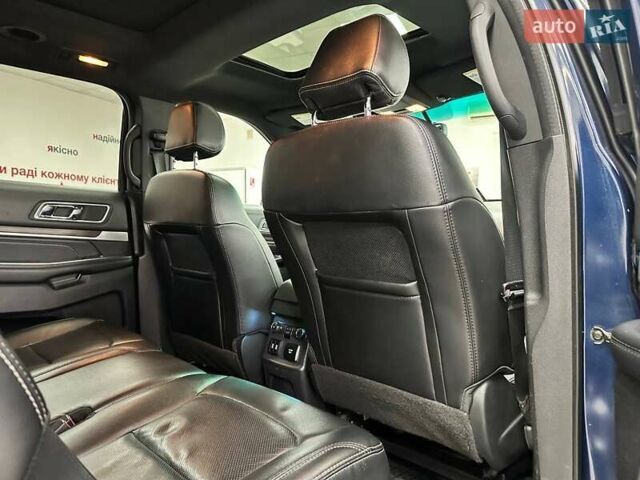 Синій Форд Експлорер, об'ємом двигуна 3.5 л та пробігом 232 тис. км за 15490 $, фото 39 на Automoto.ua