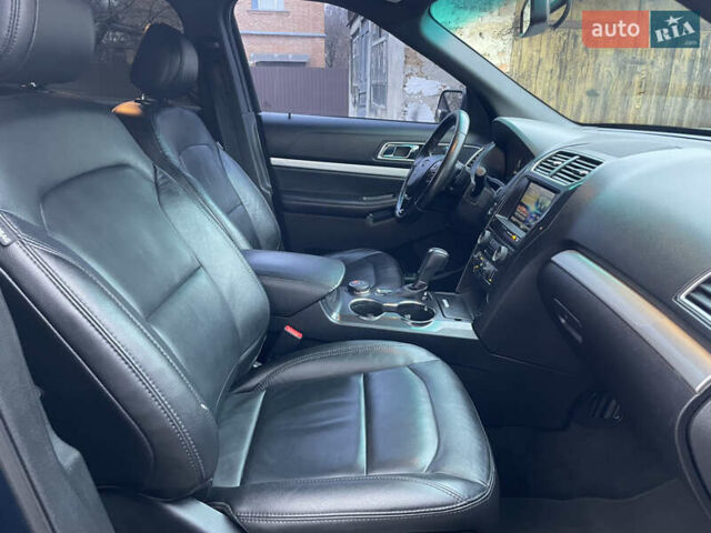 Синій Форд Експлорер, об'ємом двигуна 3.5 л та пробігом 205 тис. км за 16900 $, фото 46 на Automoto.ua