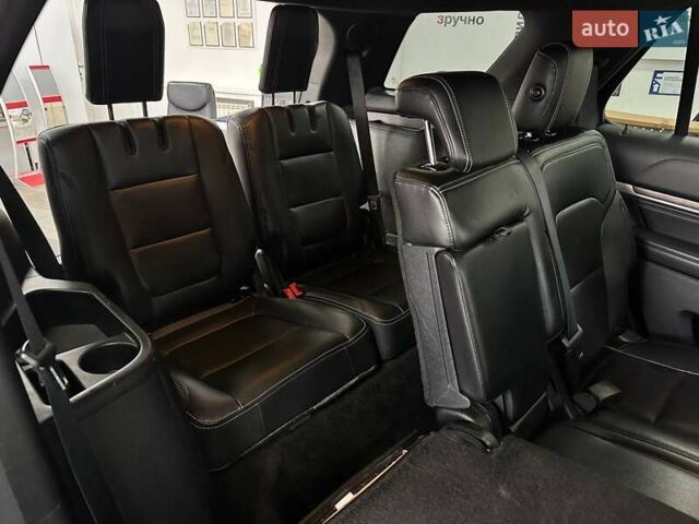 Синій Форд Експлорер, об'ємом двигуна 3.5 л та пробігом 232 тис. км за 15490 $, фото 42 на Automoto.ua