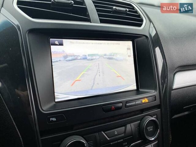 Синий Форд Эксплорер, объемом двигателя 2.3 л и пробегом 123 тыс. км за 14800 $, фото 18 на Automoto.ua