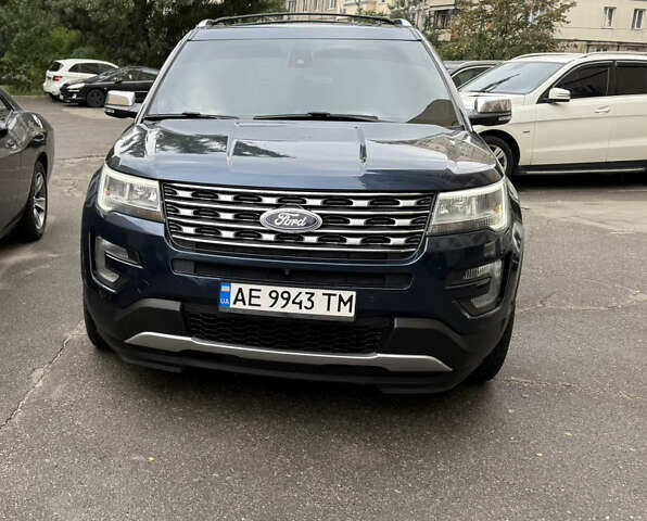 Синий Форд Эксплорер, объемом двигателя 0 л и пробегом 121 тыс. км за 19000 $, фото 1 на Automoto.ua