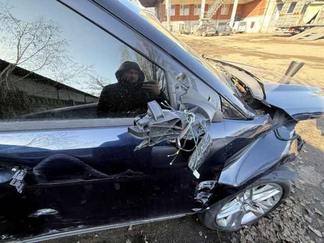 Синий Форд Эксплорер, объемом двигателя 3.5 л и пробегом 150 тыс. км за 9000 $, фото 11 на Automoto.ua