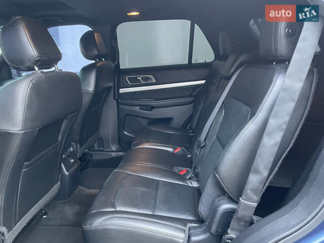 Синій Форд Експлорер, об'ємом двигуна 3.5 л та пробігом 205 тис. км за 16900 $, фото 59 на Automoto.ua