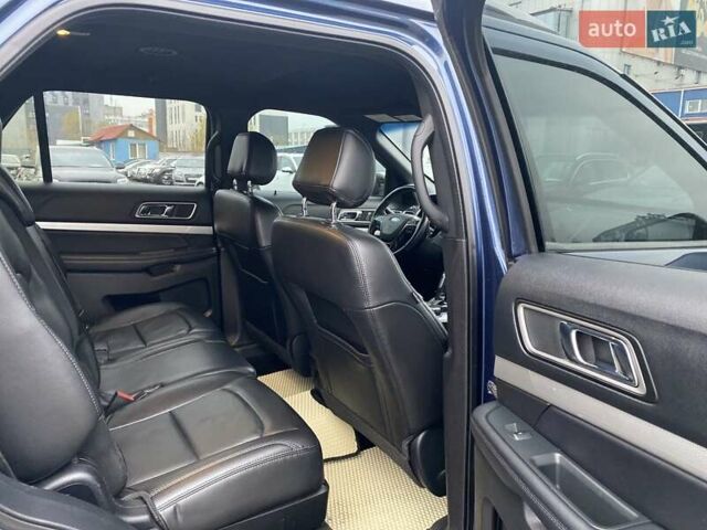 Синий Форд Эксплорер, объемом двигателя 2.3 л и пробегом 123 тыс. км за 14800 $, фото 14 на Automoto.ua