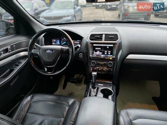 Синий Форд Эксплорер, объемом двигателя 2.3 л и пробегом 123 тыс. км за 14800 $, фото 10 на Automoto.ua