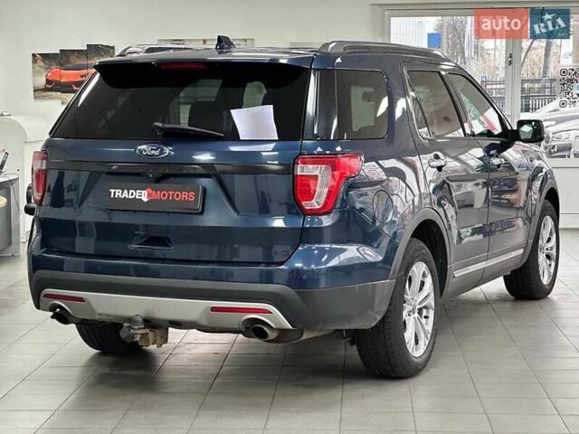 Синій Форд Експлорер, об'ємом двигуна 3.5 л та пробігом 232 тис. км за 15490 $, фото 13 на Automoto.ua