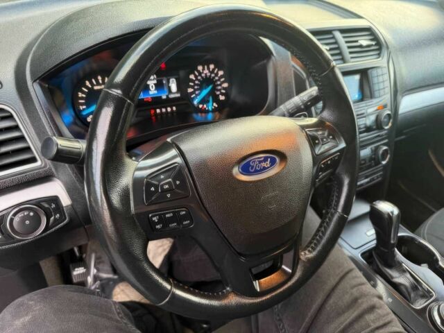 Форд Эксплорер 2017 в Киеве на Automoto.ua Синий Форд Эксплорер, объемом двигателя 3.5 л и пробегом 59 тыс. км за 18000 $, фото 7 на Automoto.ua