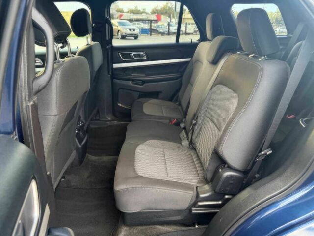 Форд Эксплорер 2017 в Киеве на Automoto.ua Синий Форд Эксплорер, объемом двигателя 3.5 л и пробегом 59 тыс. км за 18000 $, фото 10 на Automoto.ua