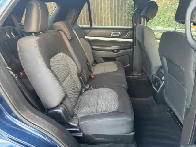 Форд Эксплорер 2017 в Киеве на Automoto.ua Синий Форд Эксплорер, объемом двигателя 3.5 л и пробегом 59 тыс. км за 18000 $, фото 9 на Automoto.ua