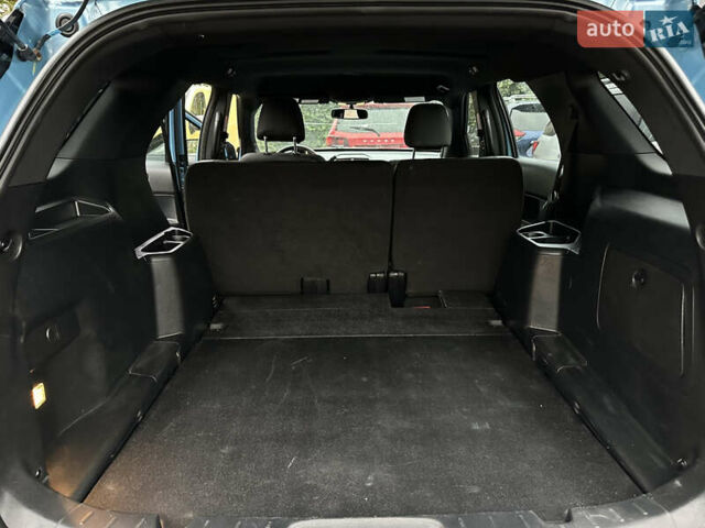 Синий Форд Эксплорер, объемом двигателя 3.73 л и пробегом 182 тыс. км за 12900 $, фото 11 на Automoto.ua