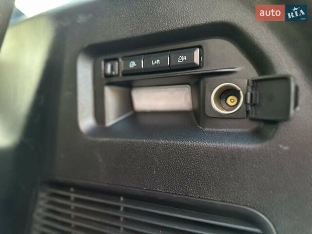 Синій Форд Експлорер, об'ємом двигуна 2.96 л та пробігом 106 тис. км за 30000 $, фото 35 на Automoto.ua