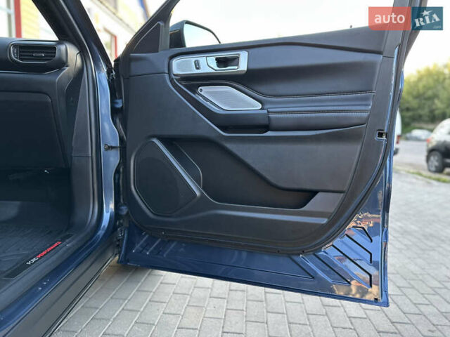 Синій Форд Експлорер, об'ємом двигуна 2.96 л та пробігом 106 тис. км за 30000 $, фото 20 на Automoto.ua