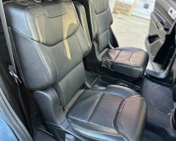 Синій Форд Експлорер, об'ємом двигуна 2.96 л та пробігом 106 тис. км за 30000 $, фото 28 на Automoto.ua