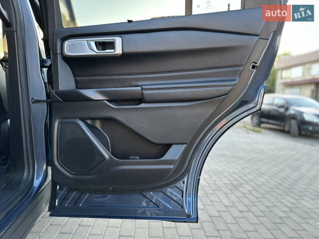 Синій Форд Експлорер, об'ємом двигуна 2.96 л та пробігом 106 тис. км за 30000 $, фото 21 на Automoto.ua