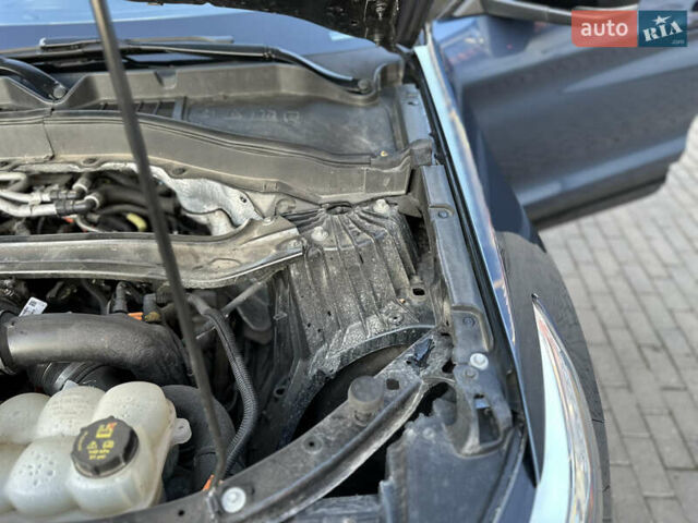 Синій Форд Експлорер, об'ємом двигуна 2.96 л та пробігом 106 тис. км за 30000 $, фото 42 на Automoto.ua