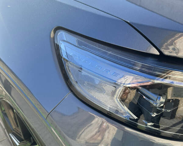 Синий Форд Эксплорер, объемом двигателя 2.96 л и пробегом 99 тыс. км за 41999 $, фото 6 на Automoto.ua