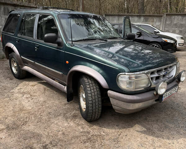 Зеленый Форд Эксплорер, объемом двигателя 3.96 л и пробегом 250 тыс. км за 3500 $, фото 1 на Automoto.ua