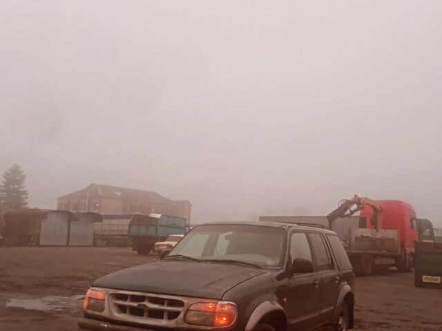 Зеленый Форд Эксплорер, объемом двигателя 4 л и пробегом 1 тыс. км за 1650 $, фото 2 на Automoto.ua