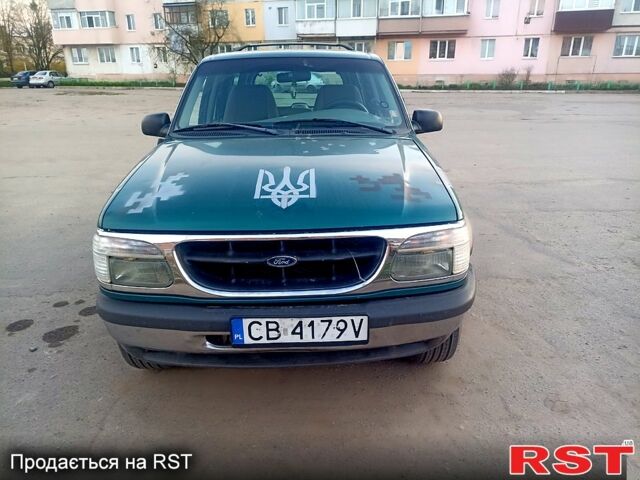Форд Эксплорер 1997 в Краматорске на Automoto.ua Зеленый Форд Эксплорер, объемом двигателя 4 л и пробегом 224 тыс. км за 3500 $, фото 1 на Automoto.ua