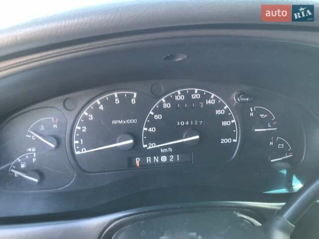 Зеленый Форд Эксплорер, объемом двигателя 3.96 л и пробегом 320 тыс. км за 6800 $, фото 7 на Automoto.ua