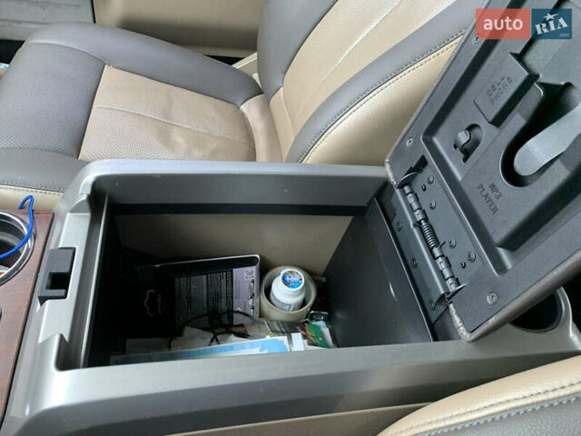 Білий Форд Ф-150, об'ємом двигуна 5.4 л та пробігом 380 тис. км за 18000 $, фото 29 на Automoto.ua