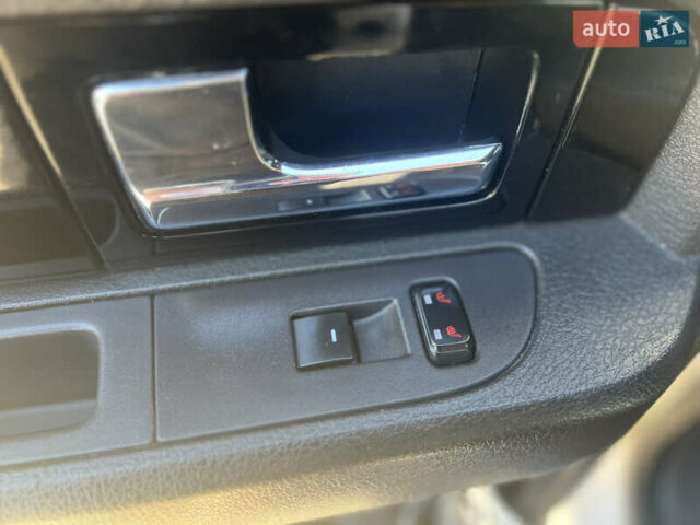 Белый Форд Ф-150, объемом двигателя 3.5 л и пробегом 262 тыс. км за 27000 $, фото 13 на Automoto.ua