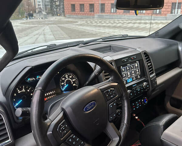 Белый Форд Ф-150, объемом двигателя 2.69 л и пробегом 230 тыс. км за 28000 $, фото 20 на Automoto.ua