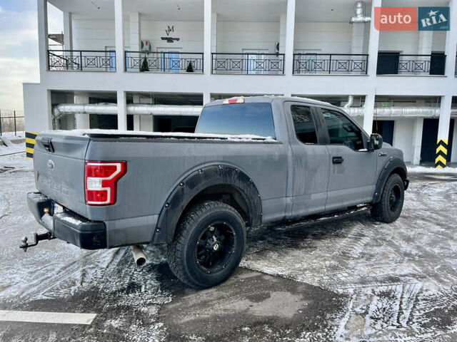 Белый Форд Ф-150, объемом двигателя 2.69 л и пробегом 50 тыс. км за 23000 $, фото 7 на Automoto.ua