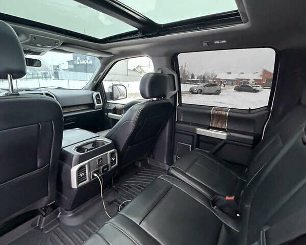 Білий Форд Ф-150, об'ємом двигуна 5 л та пробігом 160 тис. км за 52000 $, фото 17 на Automoto.ua