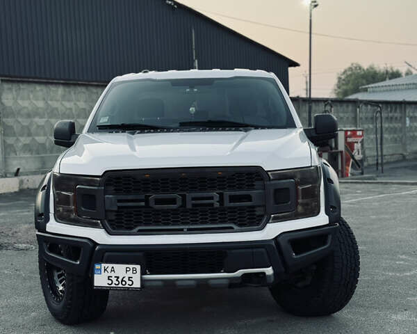 Белый Форд Ф-150, объемом двигателя 2.7 л и пробегом 193 тыс. км за 26500 $, фото 5 на Automoto.ua