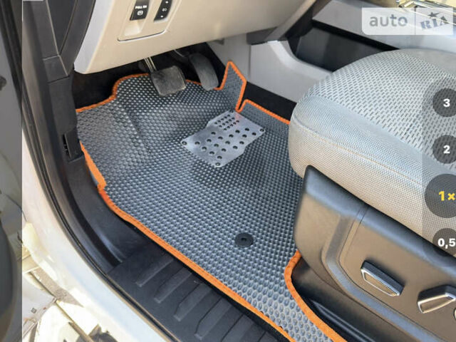 Форд Ф-150 2018 в Киеве на Automoto.ua Белый Форд Ф-150, объемом двигателя 2.7 л и пробегом 82 тыс. км за 29995 $, фото 2 на Automoto.ua