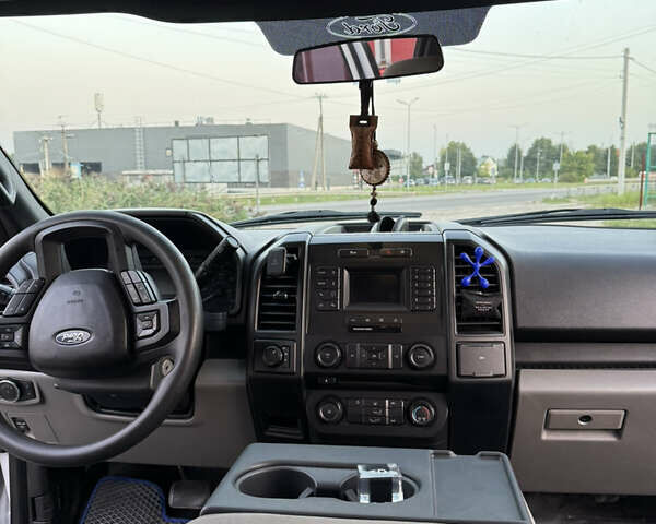 Белый Форд Ф-150, объемом двигателя 2.7 л и пробегом 193 тыс. км за 26500 $, фото 10 на Automoto.ua